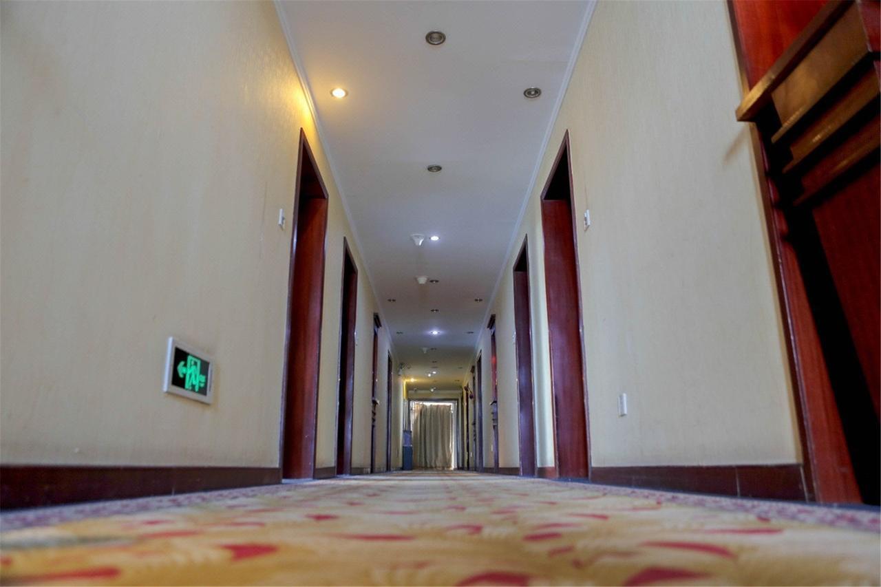 Golden Bridge Holiday Hotel Сучжоу Экстерьер фото